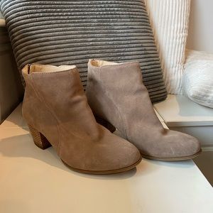 ⭐️Sole Society boots. Size 8.5, perfect fall shoe!⭐️